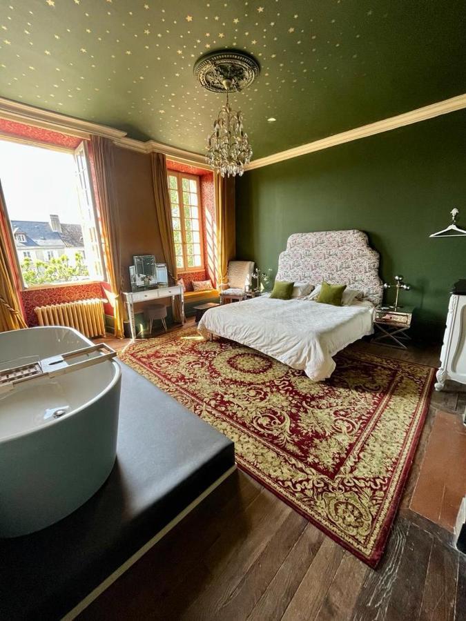 Maison De Mags & Mags Bed & Breakfast Lanouaille Bagian luar foto